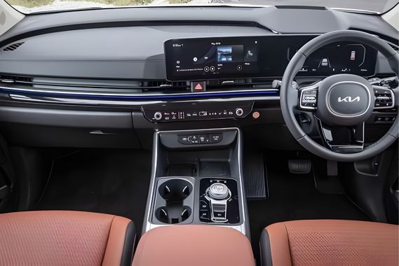 kia_carnival_limousine_rd_mobility (4)