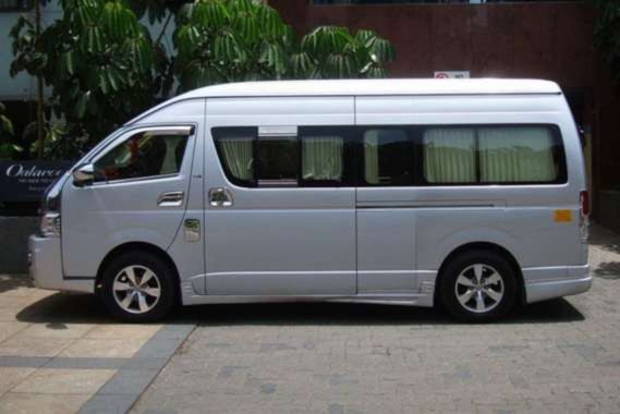 toyota_hiace_commuter_rd_mobility (1)